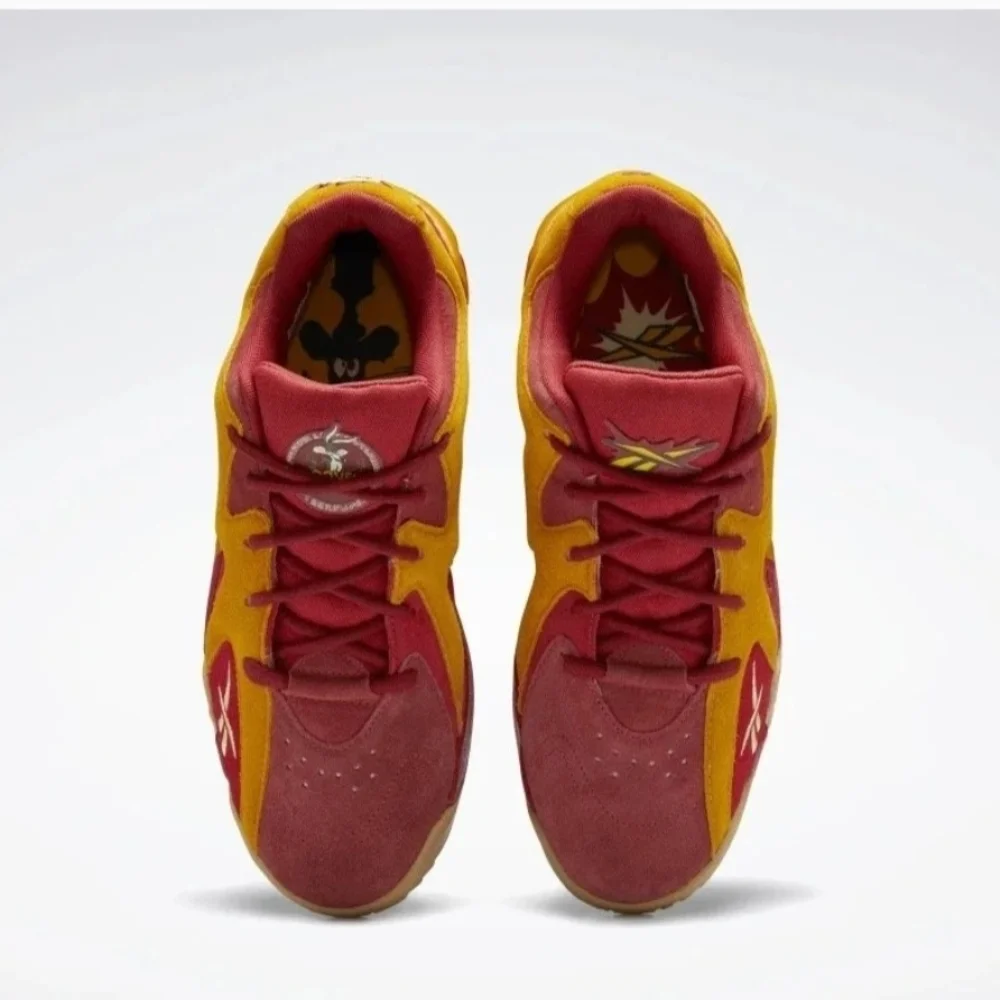 Reebok bold sneakers